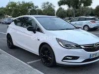 Usado Opel Astra Dynamic 150 CV (110 kW) 2019 Blanco Berlina