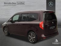 Käytetty Mercedes T180 Progressive 116 HP (85 kW) 2024 Punainen Tila-auto