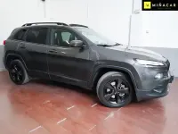 Usado Jeep Cherokee Night Eagle 200 CV (147 kW) 2017 Gris / plata SUV