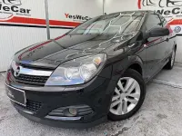 Usado Opel Astra GTC Enjoy 99 CV (72 kW) 2008 Negro Utilitario