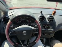 Usado Seat Ibiza Style 90 CV (66 kW) 2016 Rojo Berlina