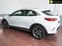 Usado Kia XCeed 136 CV (100 kW) 2021 Blanco SUV
