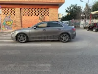 Usado Mercedes A200 163 CV (119 kW) 2019 Gris / plata Berlina