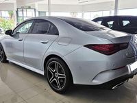 Usado Mercedes CLA220 190 CV (139 kW) 2025 Plateado Berlina