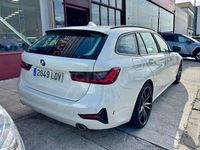 Usado BMW 318 150 CV (110 kW) 2020 Blanco Familiar