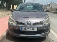 Usado Renault Clio II Authentique 75 CV (55 kW) 2006 Gris / plata Berlina