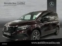 Usado Mercedes EQT200 89 kW (122 CV) 2025 Rojo Monovolumen