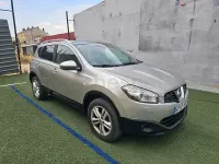 Usado Nissan Qashqai Premium Edition 140 CV (102 kW) 2011 Gris / plata SUV