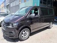 Usado VW Multivan 150 CV (110 kW) 2018 Violeta / lila Monovolumen