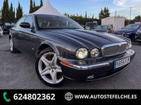 Usado Jaguar XJ6 Executive 204 CV (150 kW) 2006 Gris / plata Berlina