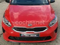 Używany Kia Ceed 115 KM (84 kW) 2019 Czerwony Hatchback