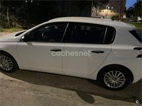 Usado Peugeot 308 Style 100 CV (73 kW) 2017 Blanco Berlina