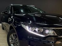 Usado Kia Optima 141 CV (103 kW) 2018 Negro Familiar