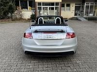 Usado Audi TT Roadster S-Line 160 CV (117 kW) 2012 Gris / plata Descapotable