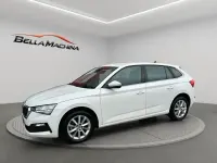 Usado Skoda Scala Ambition 110 CV (80 kW) 2021 Blanco Utilitario