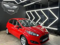 Usado Ford Fiesta Trend 82 CV (60 kW) 2014 Rojo Utilitario