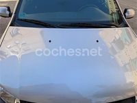 Usado Dacia Sandero Lauréate 75 CV (55 kW) 2013 Gris / plata Berlina