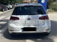 Usado VW Golf VII Advance 125 CV (91 kW) 2017 Blanco Berlina