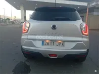 Usado SsangYong Tivoli Limited 128 CV (94 kW) 2016 Gris / plata SUV