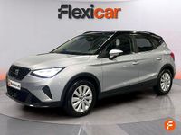 Usado Seat Arona Style 110 CV (80 kW) 2022 Gris SUV