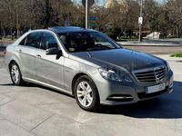 Usado Mercedes E350 Avantgarde 211 CV (155 kW) 2010 Gris / plata Berlina