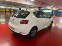 Usado Seat Ibiza CONNECT 105 CV (77 kW) 2016 Blanco Berlina