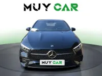Usado Mercedes A180 Advanced 116 CV (85 kW) 2024 Negro Utilitario