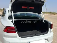 Usado VW Passat Sportline 150 CV (110 kW) 2018 Blanco Berlina