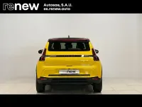 Begagnad Renault R5 Techno 88 kW (120 HK) 2025 Gul Halvkombi