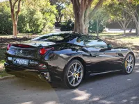Usado Ferrari California 460 CV (338 kW) 2011 Negro Descapotable