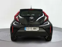 Usado Toyota Aygo X 72 CV (52 kW) 2024 SUV