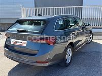 Usado Skoda Octavia Style 150 CV (110 kW) 2021 Gris / plata Familiar
