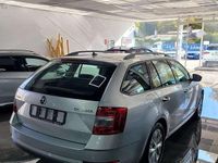 Usado Skoda Octavia Style 116 CV (85 kW) 2019 Gris Familiar