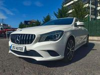 Usado Mercedes CLA200 Shooting Brake 136 CV (100 kW) 2015 Blanco Familiar