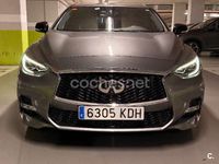 Usado Infiniti Q30 Sport Tech 170 CV (125 kW) 2017 Gris / plata Berlina
