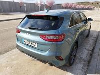 Usado Kia Ceed 120 CV (88 kW) 2023 Gris / plata Utilitario