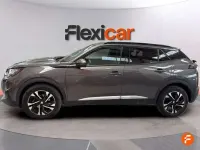 Usado Peugeot 2008 Allure 110 CV (80 kW) 2021 Gris SUV