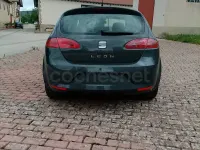 Usado Seat Leon Sport 105 CV (77 kW) 2008 Gris / plata Utilitario