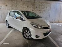Usado Toyota Yaris Active 90 CV (66 kW) 2013 Blanco Utilitario