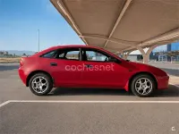 Usado Mazda 323F 115 CV (84 kW) 1996 Rojo Berlina