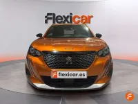 Usado Peugeot 2008 Allure 131 CV (96 kW) 2023 Naranja SUV