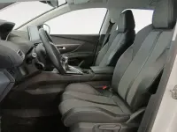 Usado Peugeot 5008 Allure 130 CV (95 kW) 2017 Blanco SUV