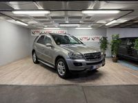 Usado Mercedes ML320 224 CV (164 kW) 2006 Beige SUV
