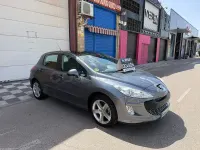 Usado Peugeot 308 Sportium 140 CV (102 kW) 2011 Gris / plata Berlina