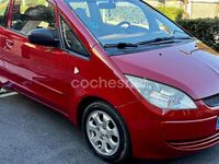 Usado Mitsubishi Colt Inform 75 CV (55 kW) 2006 Rojo Berlina