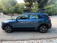 Usado Kia Niro 141 CV (103 kW) 2022 Azul SUV