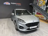 Usado Ford Kuga ST-Line 225 CV (165 kW) 2023 Gris / plata SUV