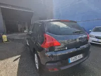 Usado Peugeot 3008 Active 115 CV (84 kW) 2013 Negro Familiar