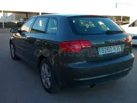 Usado Audi A3 Attraction 105 CV (77 kW) 2012 Marrón Utilitario