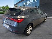 Usado Seat Leon Style 115 CV (84 kW) 2021 Gris Berlina